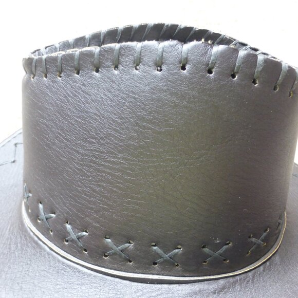 SPIRIT HALLOWEEN Men's "Gun Fighter" Western Sheriff Halloween costume - Picture 16 of 16